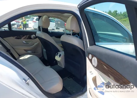 2015 Mercedes-Benz C 300 4Matic from USA, damaged, VIN 55SWF4KB1FU081825